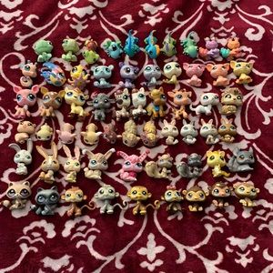 Assortment of Littlest Pet Shops and accessories